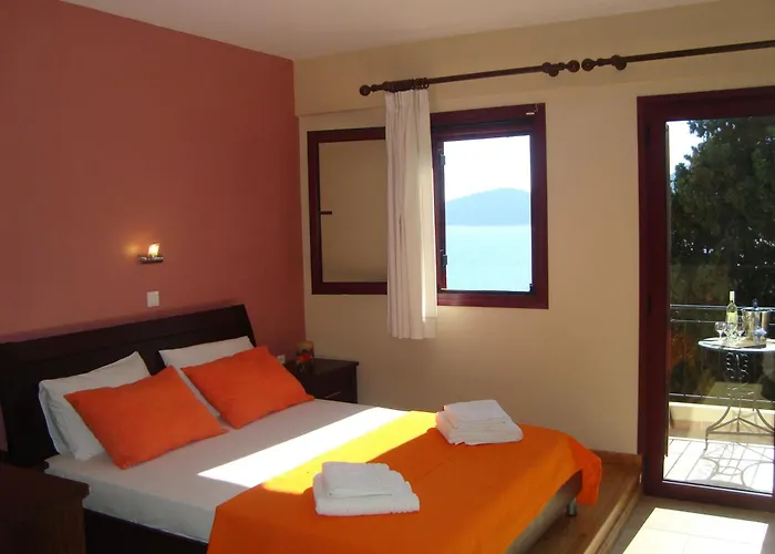 Апартаменты Mikros Gialos Apartments *