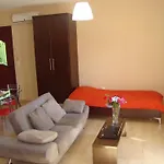 شقة Mikros Gialos Apartments *