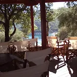 Mikros Gialos Apartments Apartment