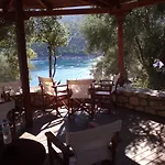 Mikros Gialos Apartments Apartment