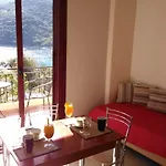 Mikros Gialos Apartments شقة *