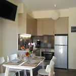 شقة Mikros Gialos Apartments