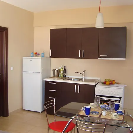 Mikros Gialos Apartments Apartament