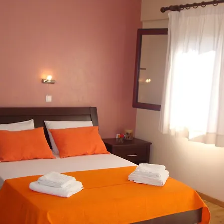 Mikros Gialos Apartments Микрос Гиалос