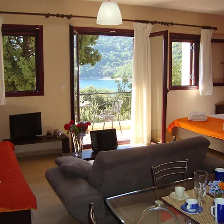 شقة Mikros Gialos Apartments *