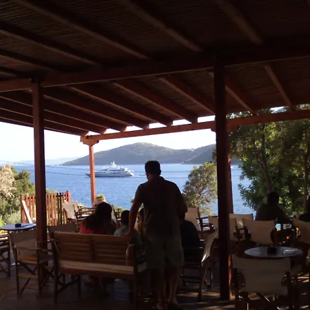 Mikros Gialos Apartments Apartman *