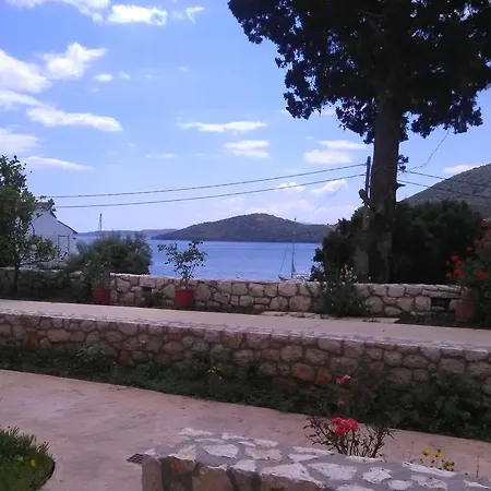 Mikros Gialos Apartments * Mikros Gialos