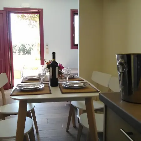 Mikros Gialos Apartments Apartament *