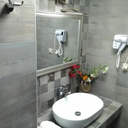 Mikros Gialos Apartments * Mikros Gialos