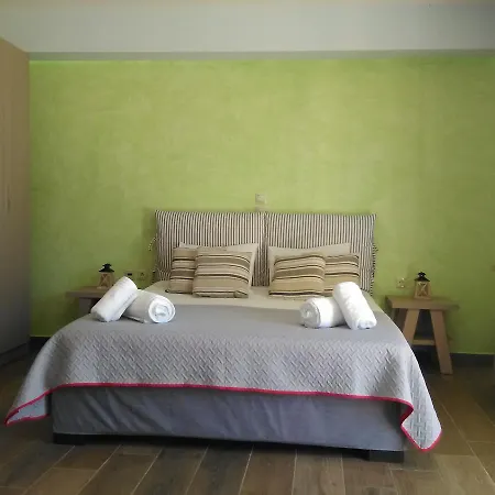 Mikros Gialos Apartments Apartament *