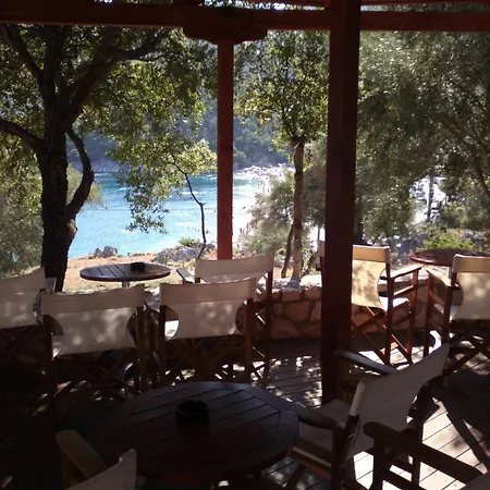 Mikros Gialos Apartments Mikros Gialos